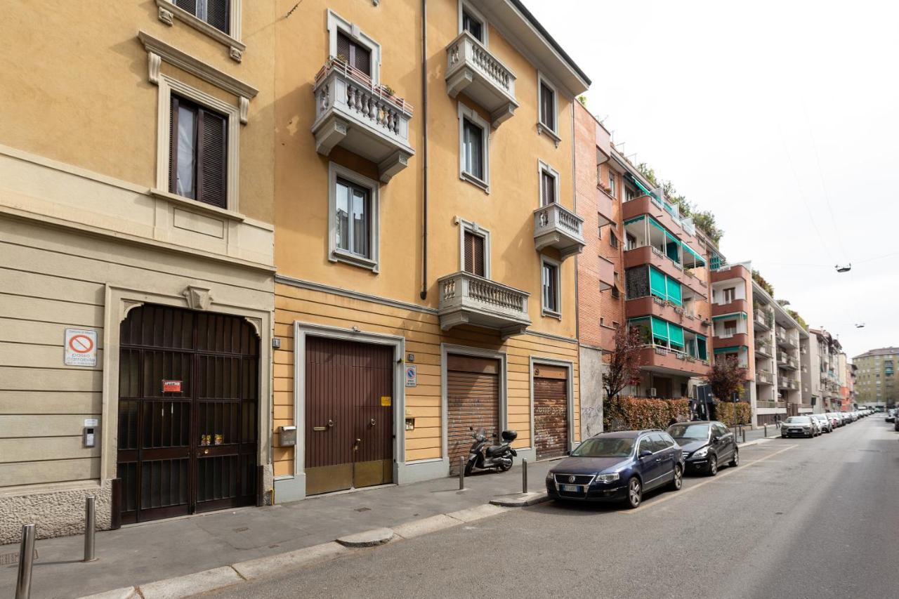 Cozy Apt With Balcony - Porta Romana District Милан Экстерьер фото
